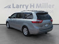 2017 Toyota Sienna XLE Auto Access Seat