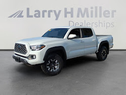 2023 Toyota Tacoma 4WD TRD Off-Road